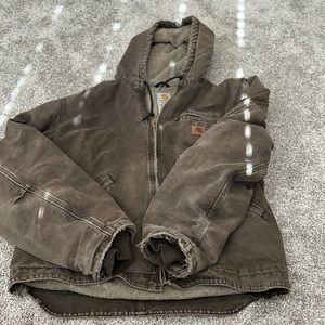 Carhartt men’s fleece lined coat.